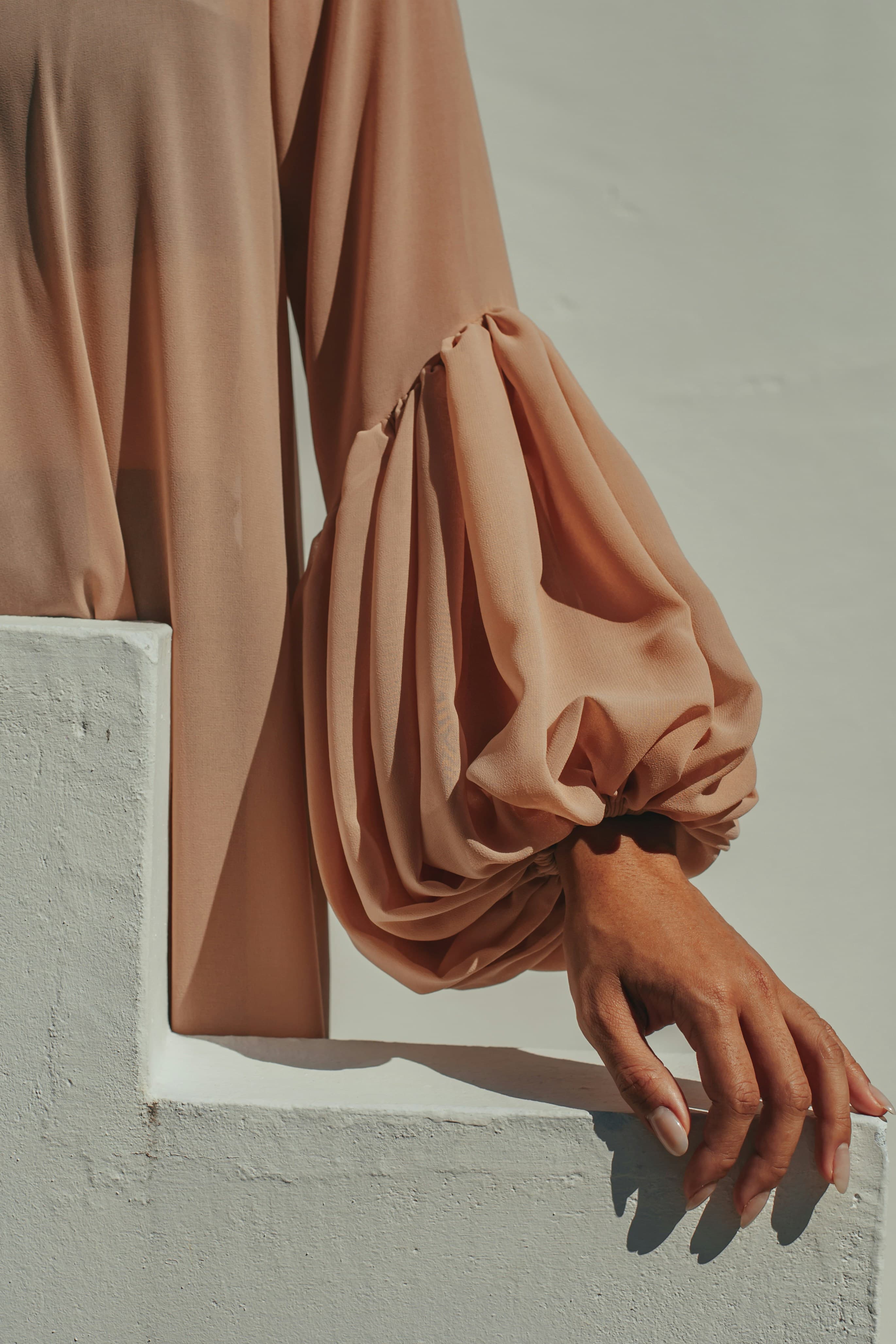 O Uniforme de Casting: O Que Vestir para um Casting de Modelos (e Por Que Isso Importa Mais do que Você Pensa)